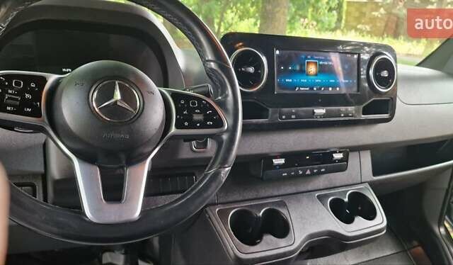 Серый Мерседес Sprinter, объемом двигателя 2.2 л и пробегом 340 тыс. км за 25700 $, фото 33 на Automoto.ua