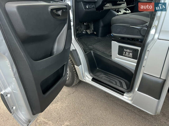 Сірий Мерседес Sprinter, об'ємом двигуна 2.2 л та пробігом 206 тис. км за 32999 $, фото 21 на Automoto.ua