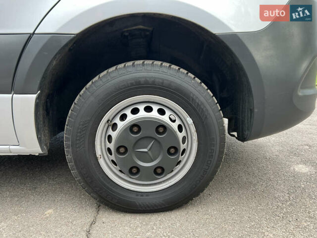 Сірий Мерседес Sprinter, об'ємом двигуна 2.2 л та пробігом 206 тис. км за 32999 $, фото 34 на Automoto.ua