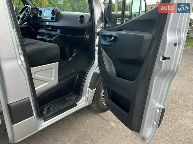 Сірий Мерседес Sprinter, об'ємом двигуна 2.2 л та пробігом 206 тис. км за 32999 $, фото 30 на Automoto.ua