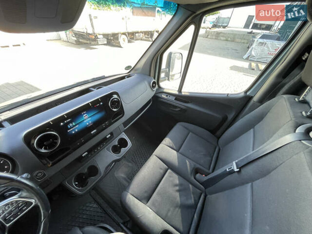 Серый Мерседес Sprinter, объемом двигателя 2.2 л и пробегом 270 тыс. км за 27500 $, фото 34 на Automoto.ua