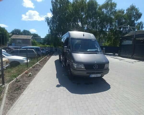 Сірий Мерседес Sprinter, об'ємом двигуна 2.87 л та пробігом 70 тис. км за 11700 $, фото 1 на Automoto.ua