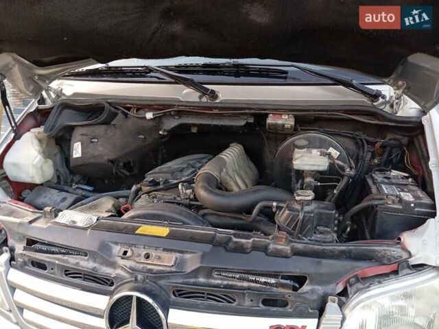 Сірий Мерседес Sprinter, об'ємом двигуна 2.69 л та пробігом 550 тис. км за 26500 $, фото 10 на Automoto.ua
