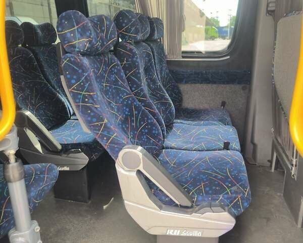 Серый Мерседес Sprinter, объемом двигателя 2.7 л и пробегом 150 тыс. км за 22500 $, фото 9 на Automoto.ua