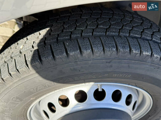 Мерседес Sprinter 2009 в Староконстантинов на Automoto.ua Серый Мерседес Sprinter, объемом двигателя 2.99 л и пробегом 359 тыс. км за 37500 $, фото 11 на Automoto.ua