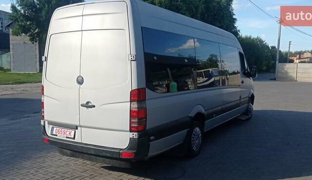 Сірий Мерседес Sprinter, об'ємом двигуна 2.3 л та пробігом 400 тис. км за 23900 $, фото 9 на Automoto.ua