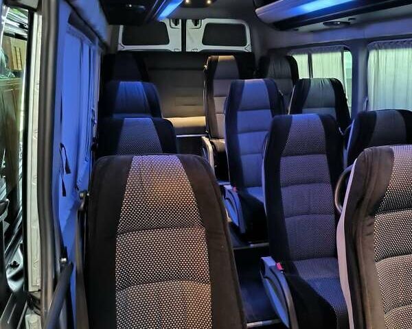 Серый Мерседес Sprinter, объемом двигателя 2.14 л и пробегом 620 тыс. км за 32500 $, фото 18 на Automoto.ua