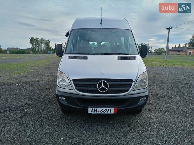Сірий Мерседес Sprinter, об'ємом двигуна 2.2 л та пробігом 640 тис. км за 28500 $, фото 2 на Automoto.ua