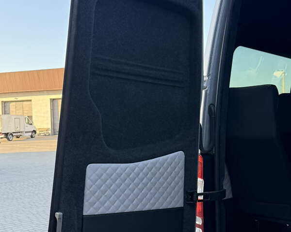 Сірий Мерседес Sprinter, об'ємом двигуна 2.14 л та пробігом 251 тис. км за 26500 $, фото 15 на Automoto.ua