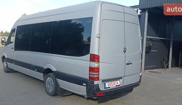 Сірий Мерседес Sprinter, об'ємом двигуна 2.3 л та пробігом 400 тис. км за 23900 $, фото 2 на Automoto.ua
