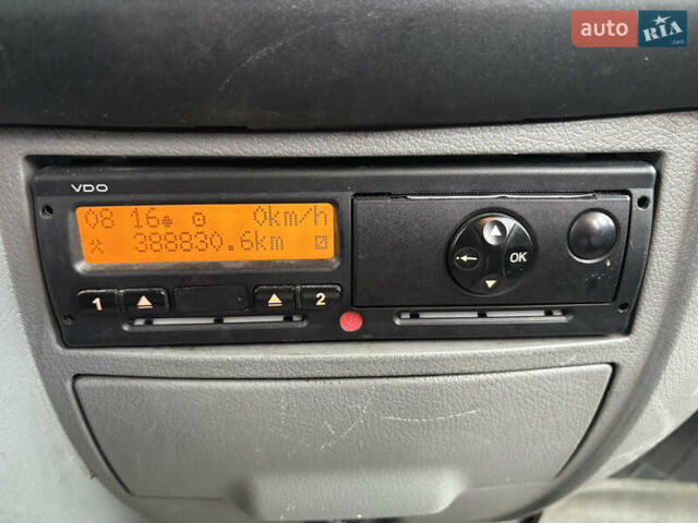 Серый Мерседес Sprinter, объемом двигателя 3 л и пробегом 388 тыс. км за 29900 $, фото 19 на Automoto.ua