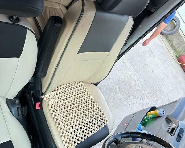 Серый Мерседес Sprinter, объемом двигателя 2.14 л и пробегом 300 тыс. км за 32000 $, фото 8 на Automoto.ua