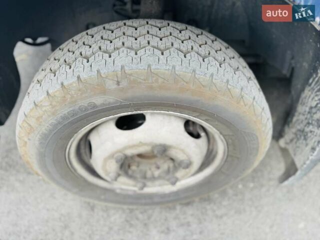 Серый Мерседес Sprinter, объемом двигателя 3.5 л и пробегом 600 тыс. км за 20950 $, фото 26 на Automoto.ua