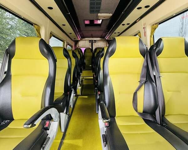 Серый Мерседес Sprinter, объемом двигателя 3.5 л и пробегом 600 тыс. км за 20950 $, фото 33 на Automoto.ua