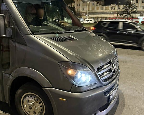 Сірий Мерседес Sprinter, об'ємом двигуна 3.3 л та пробігом 800 тис. км за 26500 $, фото 15 на Automoto.ua