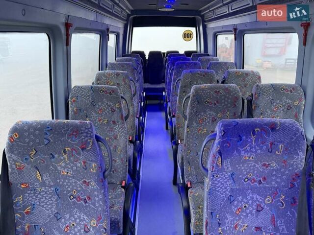 Серый Мерседес Sprinter, объемом двигателя 2.2 л и пробегом 337 тыс. км за 31900 $, фото 58 на Automoto.ua