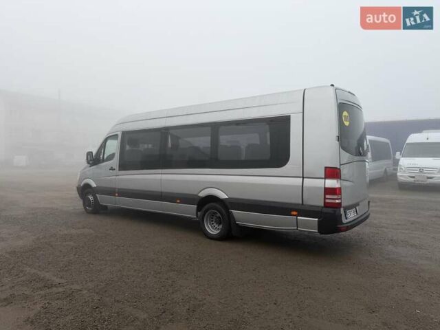 Серый Мерседес Sprinter, объемом двигателя 2.2 л и пробегом 337 тыс. км за 31900 $, фото 9 на Automoto.ua