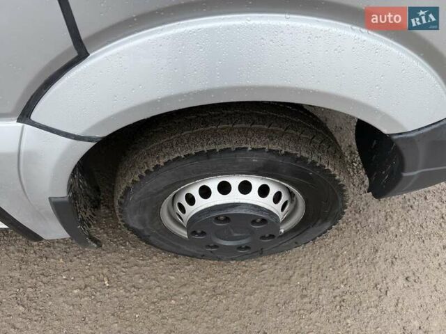 Серый Мерседес Sprinter, объемом двигателя 2.2 л и пробегом 337 тыс. км за 31900 $, фото 48 на Automoto.ua