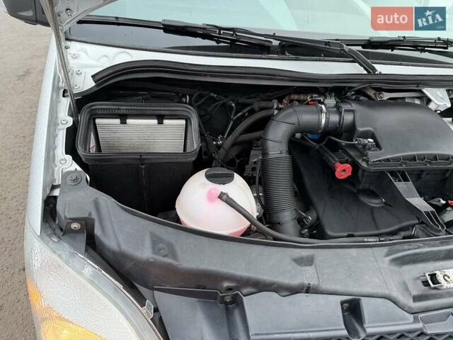 Серый Мерседес Sprinter, объемом двигателя 2.2 л и пробегом 337 тыс. км за 31900 $, фото 36 на Automoto.ua