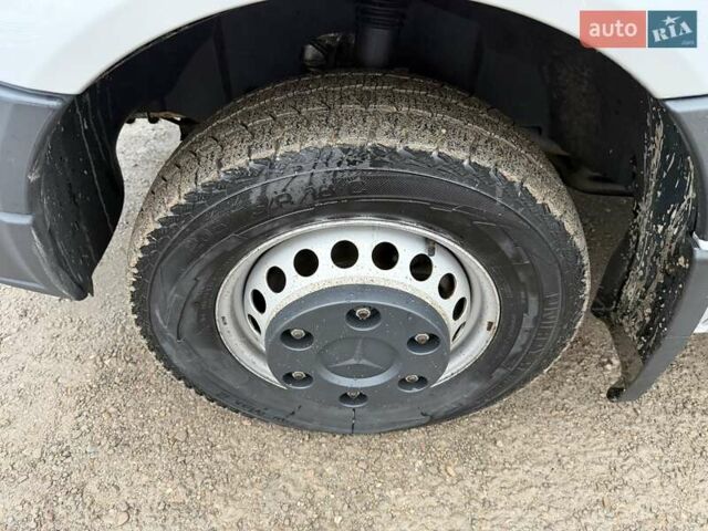 Серый Мерседес Sprinter, объемом двигателя 2.2 л и пробегом 337 тыс. км за 31900 $, фото 45 на Automoto.ua