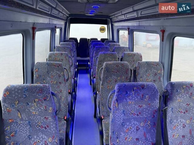 Серый Мерседес Sprinter, объемом двигателя 2.2 л и пробегом 337 тыс. км за 31900 $, фото 57 на Automoto.ua