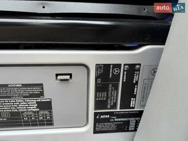 Серый Мерседес Sprinter, объемом двигателя 2.2 л и пробегом 337 тыс. км за 31900 $, фото 21 на Automoto.ua