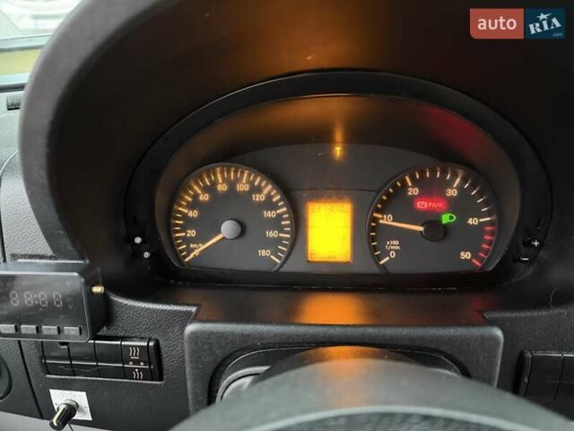 Серый Мерседес Sprinter, объемом двигателя 2.2 л и пробегом 337 тыс. км за 31900 $, фото 26 на Automoto.ua