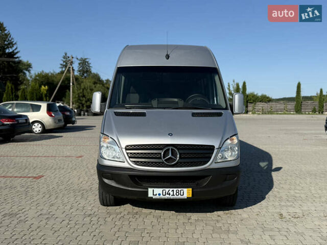 Сірий Мерседес Sprinter, об'ємом двигуна 2.14 л та пробігом 264 тис. км за 24777 $, фото 1 на Automoto.ua