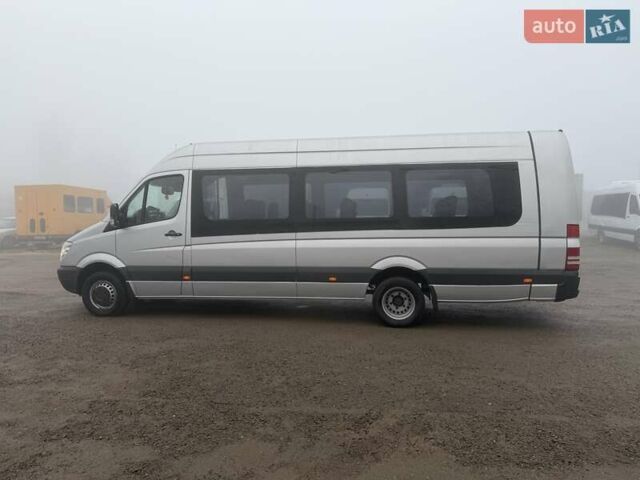 Серый Мерседес Sprinter, объемом двигателя 2.2 л и пробегом 337 тыс. км за 31900 $, фото 10 на Automoto.ua