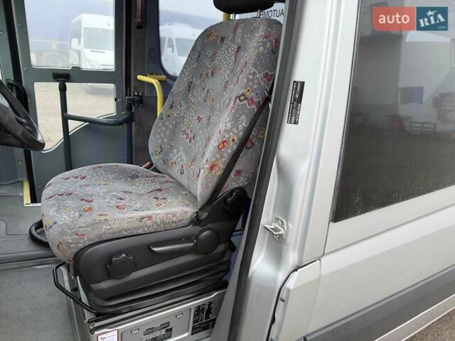 Серый Мерседес Sprinter, объемом двигателя 2.2 л и пробегом 337 тыс. км за 31900 $, фото 19 на Automoto.ua