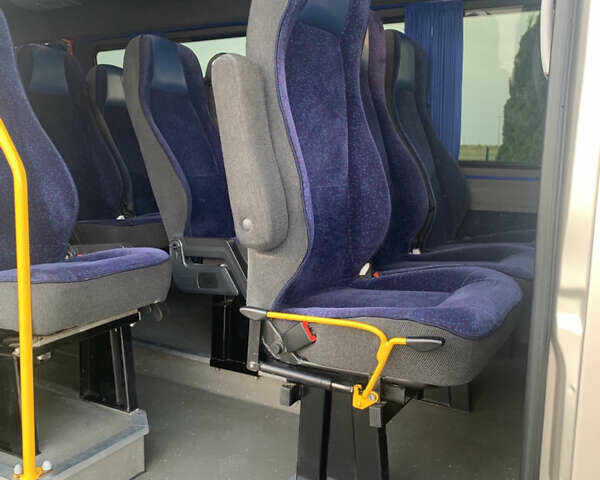 Серый Мерседес Sprinter, объемом двигателя 2.99 л и пробегом 800 тыс. км за 40000 $, фото 19 на Automoto.ua