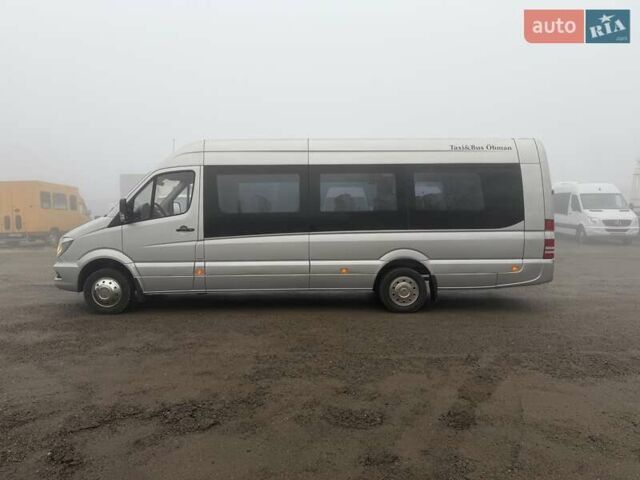 Серый Мерседес Sprinter, объемом двигателя 2.2 л и пробегом 499 тыс. км за 42900 $, фото 11 на Automoto.ua