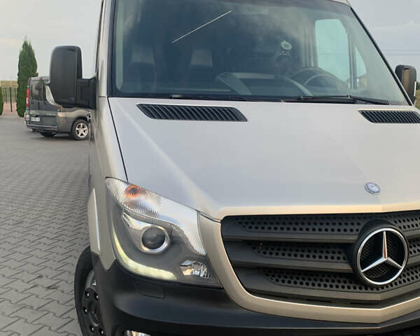 Серый Мерседес Sprinter, объемом двигателя 2.99 л и пробегом 800 тыс. км за 40000 $, фото 30 на Automoto.ua
