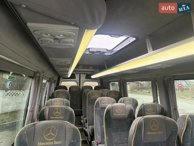 Серый Мерседес Sprinter, объемом двигателя 3 л и пробегом 557 тыс. км за 38900 $, фото 37 на Automoto.ua