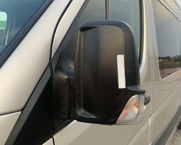 Серый Мерседес Sprinter, объемом двигателя 2.99 л и пробегом 800 тыс. км за 40000 $, фото 37 на Automoto.ua