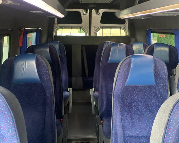 Серый Мерседес Sprinter, объемом двигателя 2.99 л и пробегом 800 тыс. км за 40000 $, фото 22 на Automoto.ua