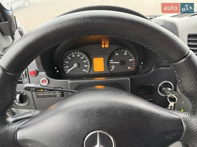 Серый Мерседес Sprinter, объемом двигателя 2.2 л и пробегом 499 тыс. км за 42900 $, фото 38 на Automoto.ua