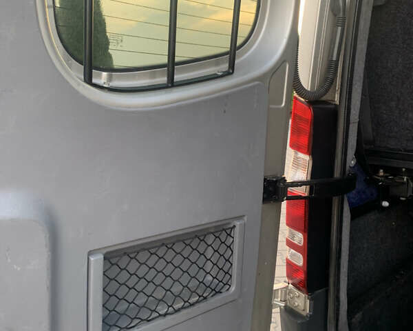 Серый Мерседес Sprinter, объемом двигателя 2.99 л и пробегом 800 тыс. км за 40000 $, фото 14 на Automoto.ua