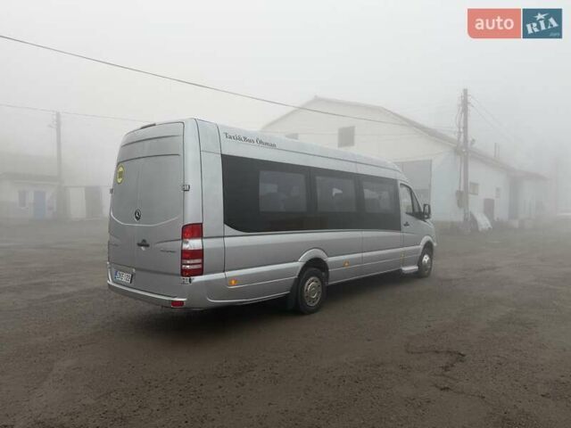Серый Мерседес Sprinter, объемом двигателя 2.2 л и пробегом 499 тыс. км за 42900 $, фото 5 на Automoto.ua
