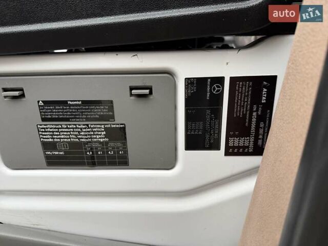 Серый Мерседес Sprinter, объемом двигателя 2.2 л и пробегом 499 тыс. км за 42900 $, фото 22 на Automoto.ua
