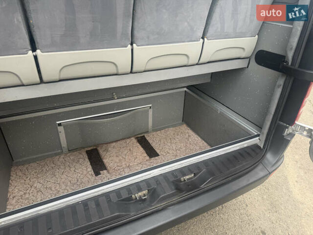 Серый Мерседес Sprinter, объемом двигателя 3 л и пробегом 557 тыс. км за 38900 $, фото 25 на Automoto.ua