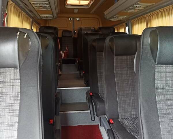 Серый Мерседес Sprinter, объемом двигателя 2.14 л и пробегом 760 тыс. км за 49500 $, фото 12 на Automoto.ua
