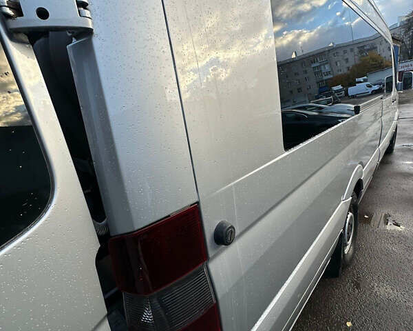 Серый Мерседес Sprinter, объемом двигателя 2.99 л и пробегом 380 тыс. км за 45000 $, фото 13 на Automoto.ua