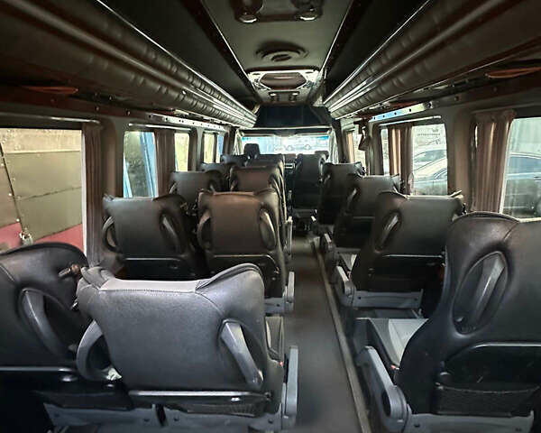 Серый Мерседес Sprinter, объемом двигателя 2.99 л и пробегом 380 тыс. км за 45000 $, фото 14 на Automoto.ua