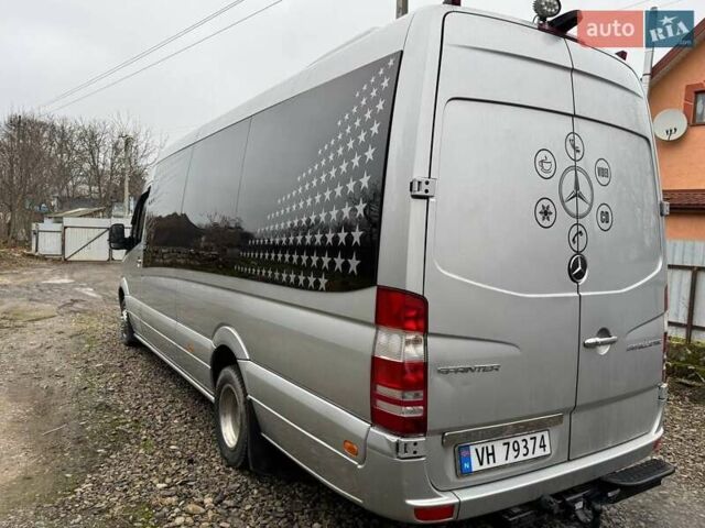 Серый Мерседес Sprinter, объемом двигателя 2.99 л и пробегом 430 тыс. км за 48000 $, фото 5 на Automoto.ua