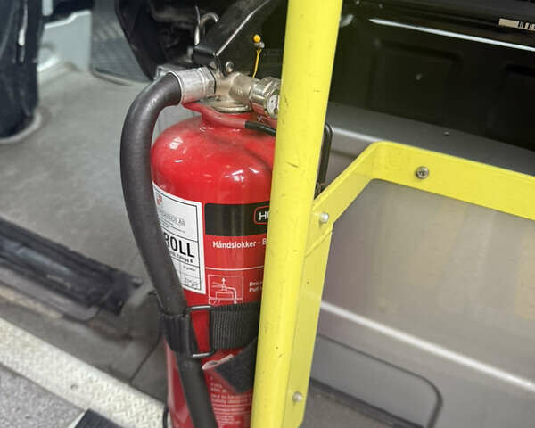 Серый Мерседес Sprinter, объемом двигателя 2.2 л и пробегом 231 тыс. км за 39999 $, фото 24 на Automoto.ua