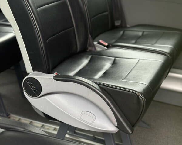 Серый Мерседес Sprinter, объемом двигателя 2.2 л и пробегом 231 тыс. км за 39999 $, фото 23 на Automoto.ua