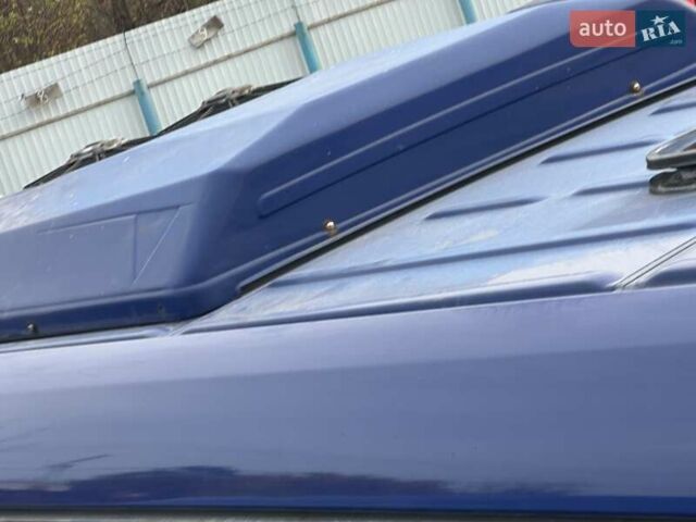 Серый Мерседес Sprinter, объемом двигателя 1.69 л и пробегом 400 тыс. км за 50000 $, фото 2 на Automoto.ua