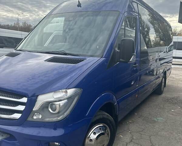Серый Мерседес Sprinter, объемом двигателя 1.69 л и пробегом 400 тыс. км за 50000 $, фото 26 на Automoto.ua