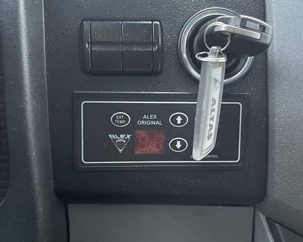 Сірий Мерседес Sprinter, об'ємом двигуна 2.2 л та пробігом 507 тис. км за 45300 $, фото 7 на Automoto.ua